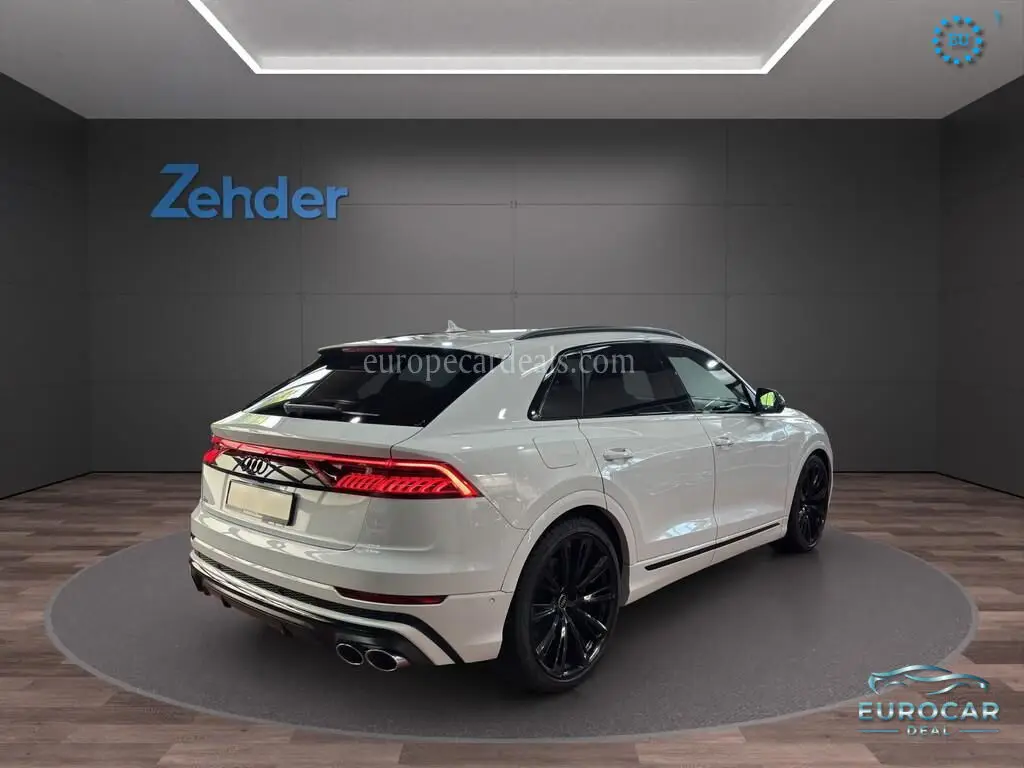 Audi SQ8