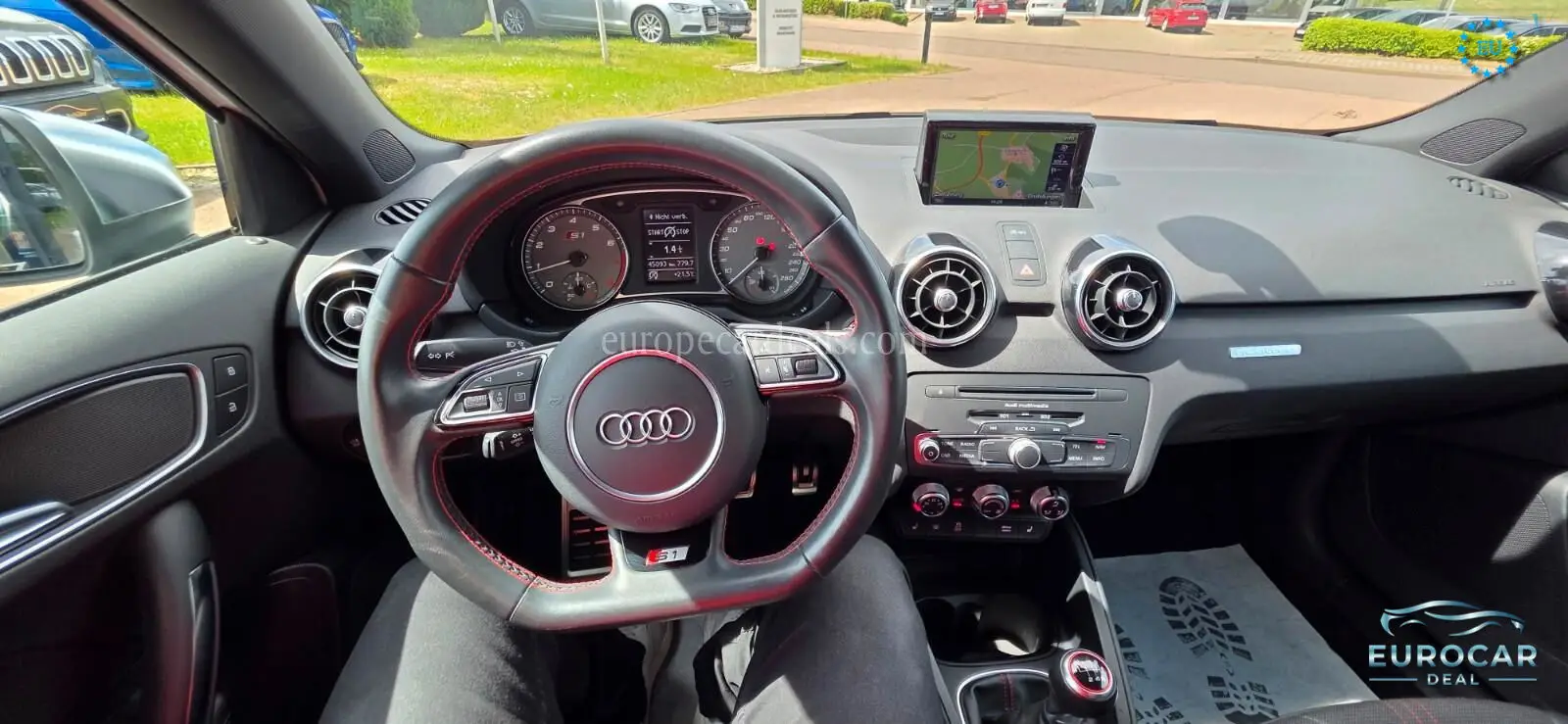 Audi S1