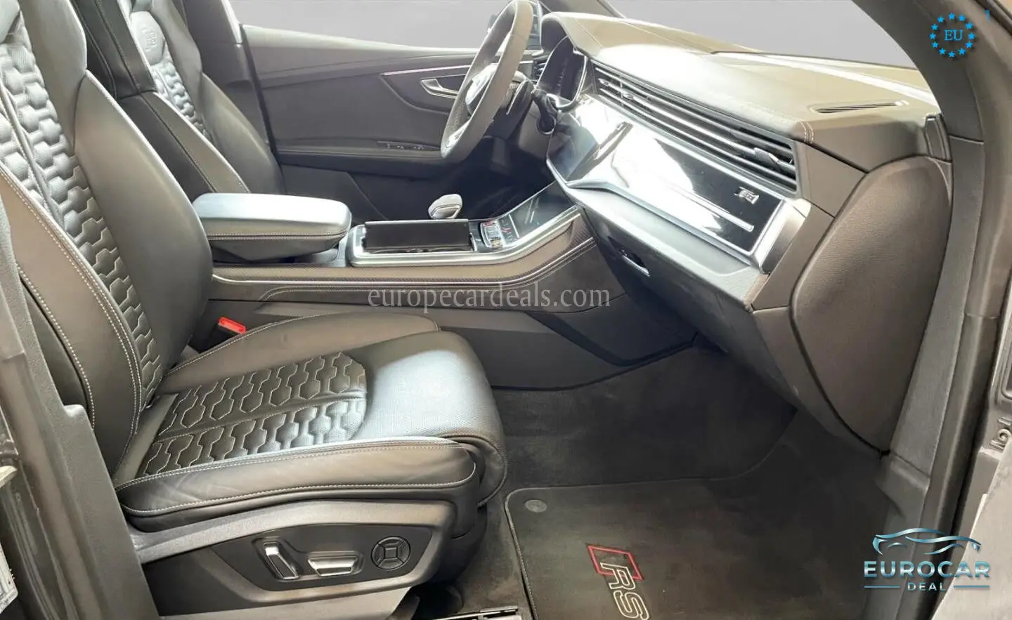 Audi RSQ8