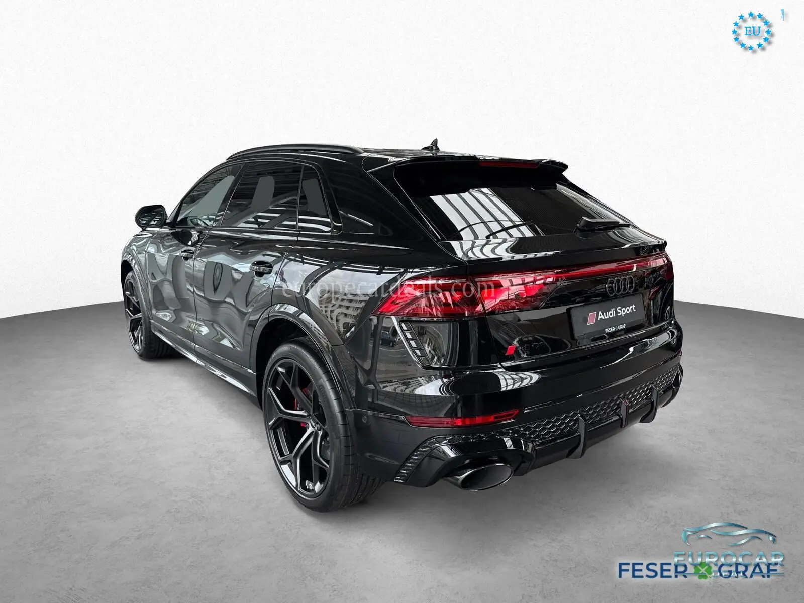 Audi RSQ8