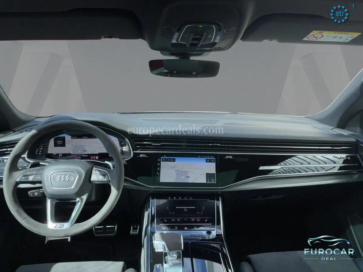 Audi RSQ8