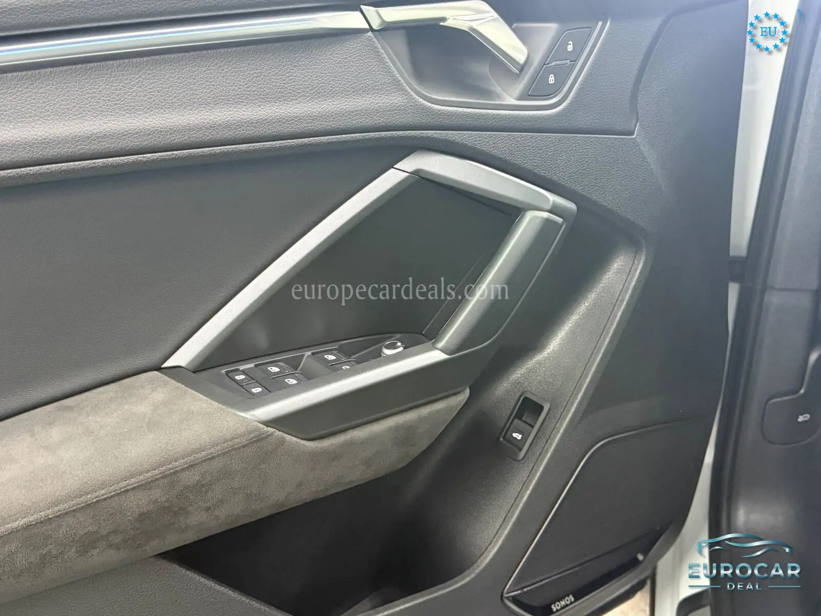 Audi RSQ3
