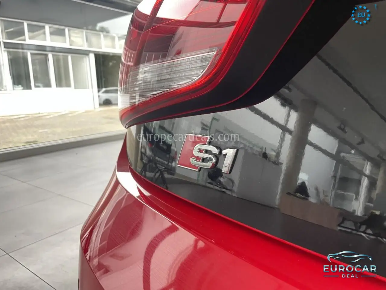 Audi S1