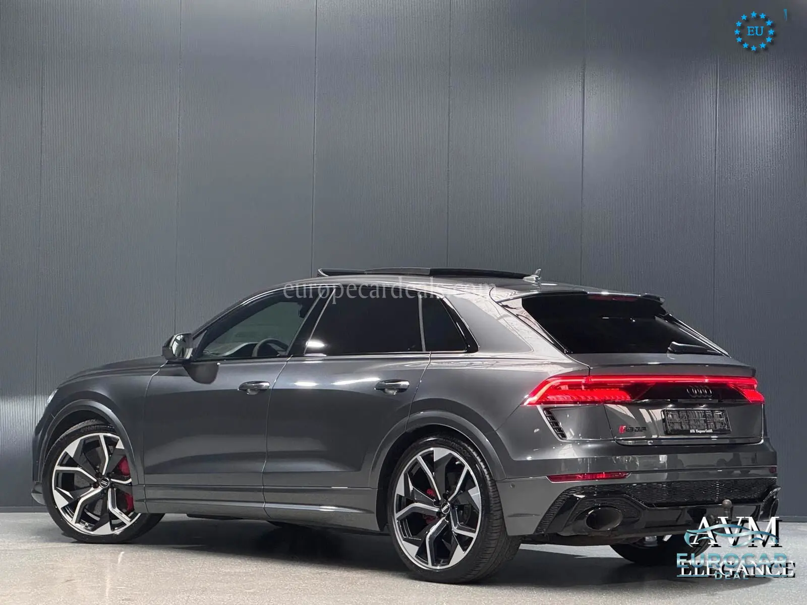 Audi RSQ8