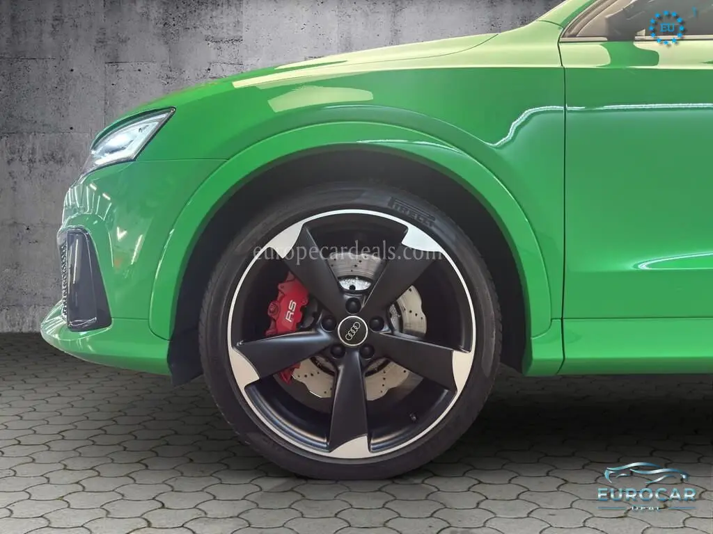 Audi RSQ3