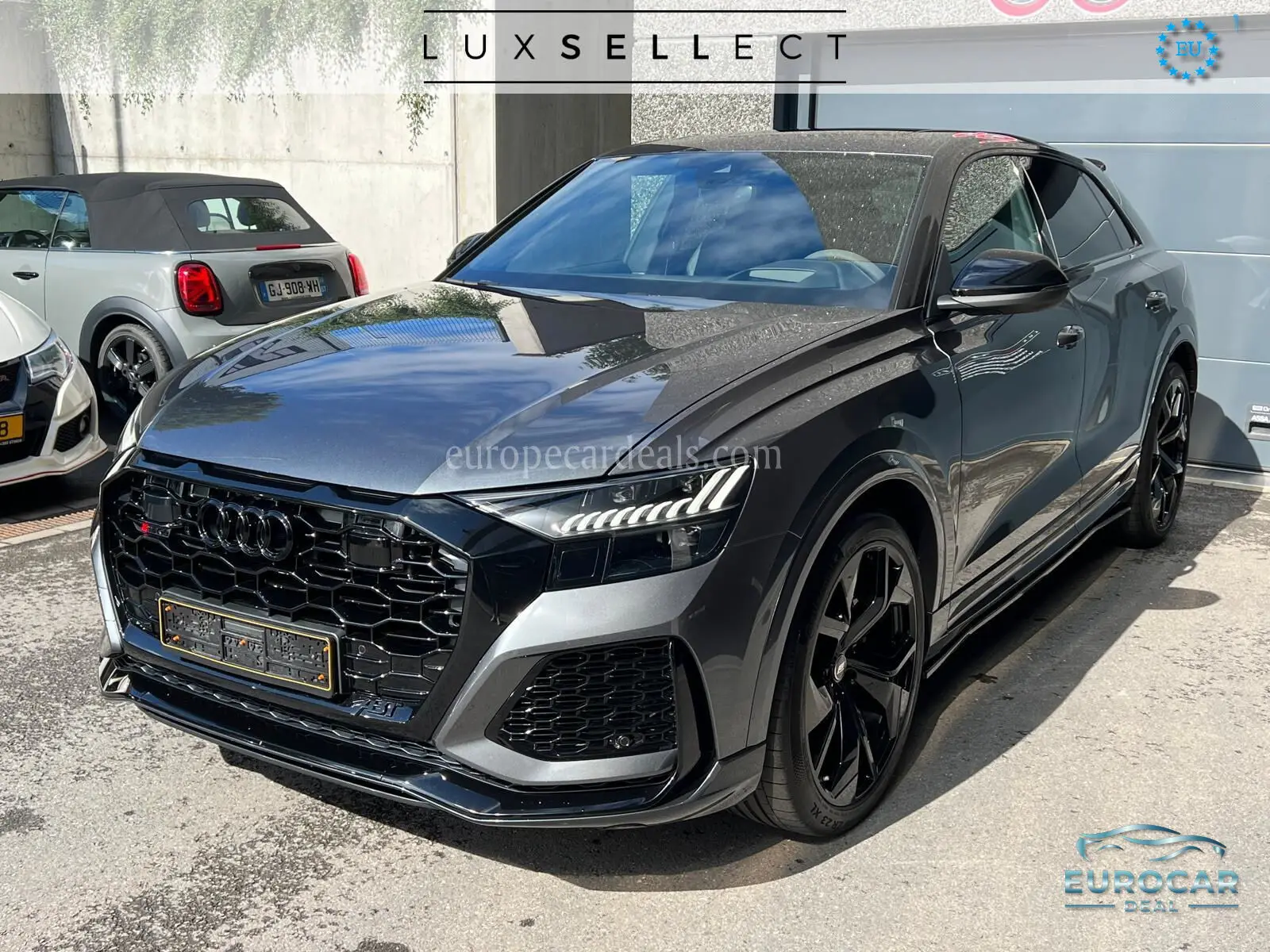 Audi RSQ8