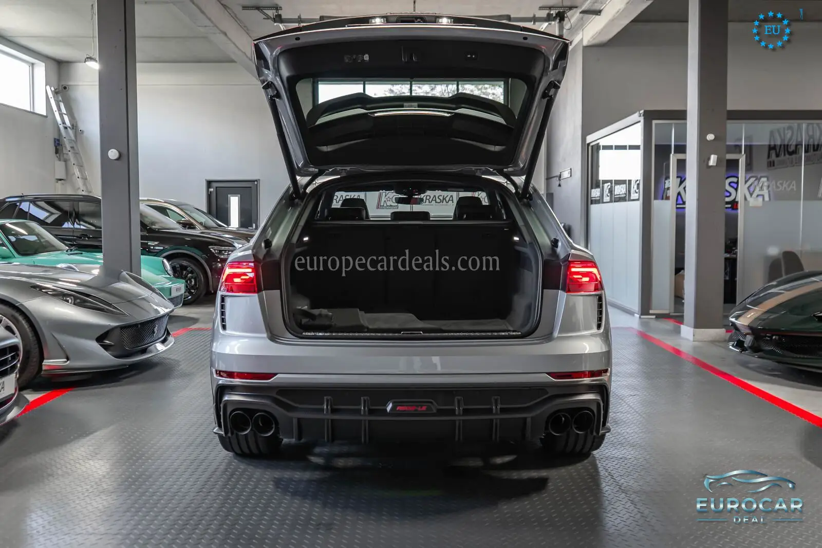 Audi RSQ8
