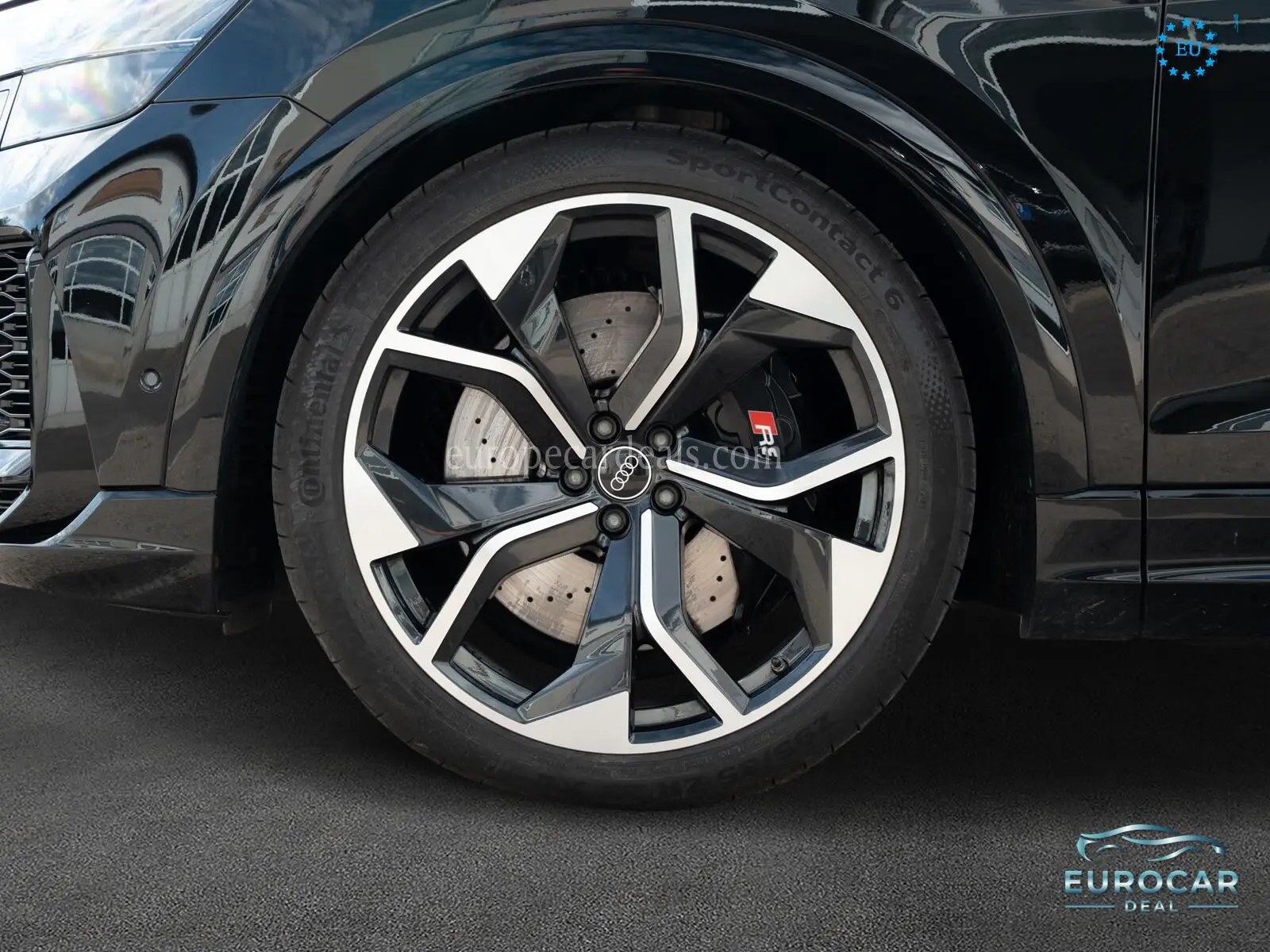 Audi RSQ8