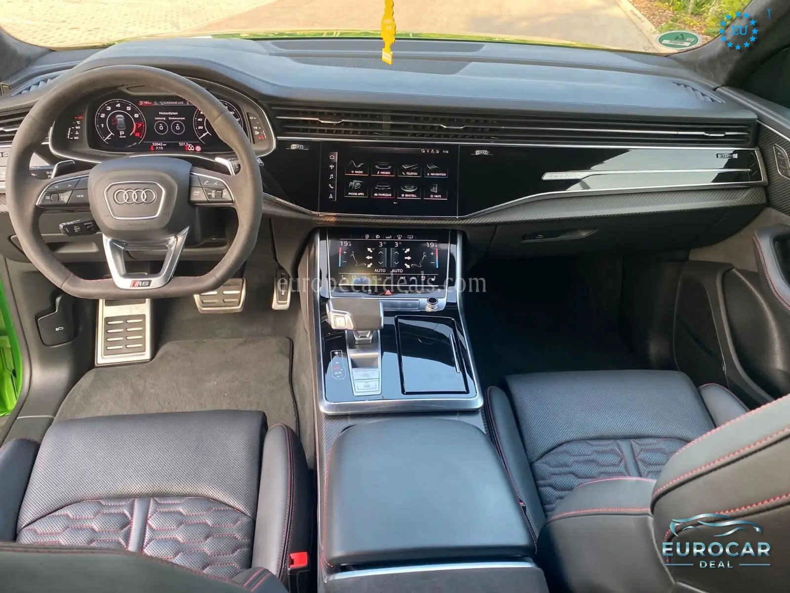 Audi RSQ8