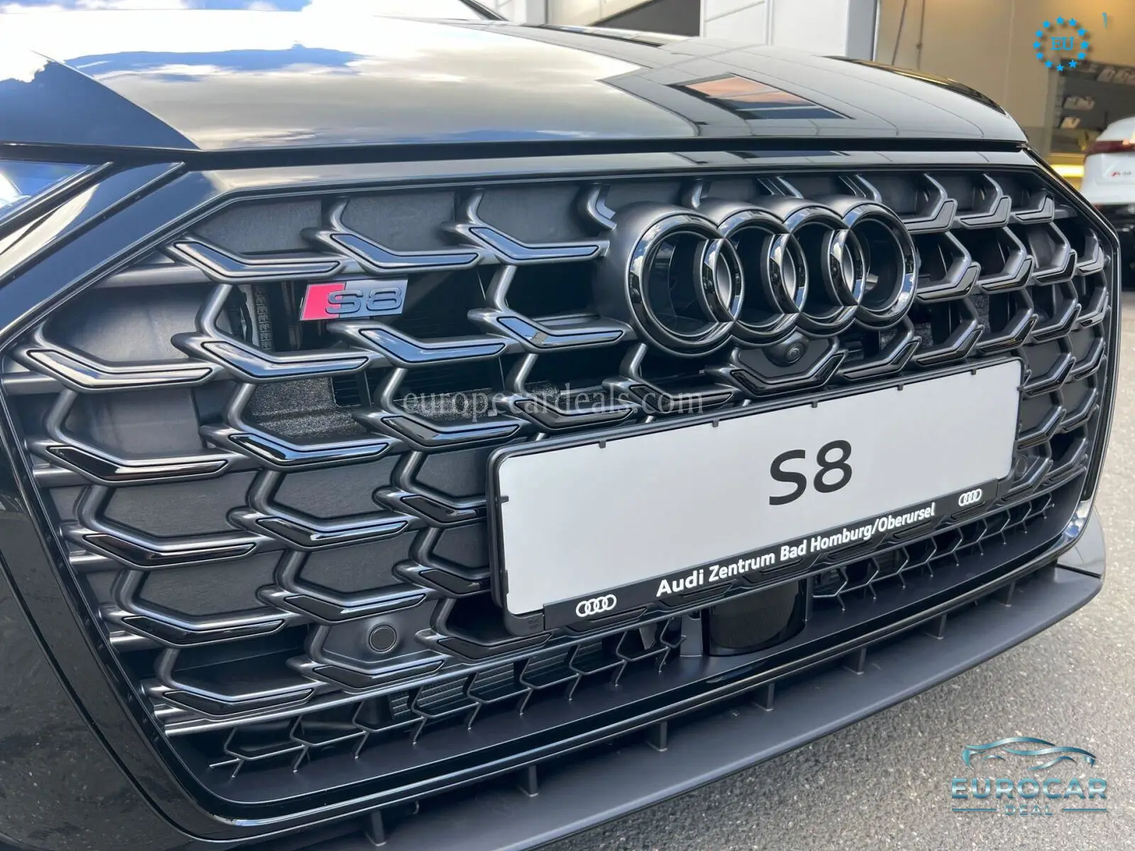 Audi S8
