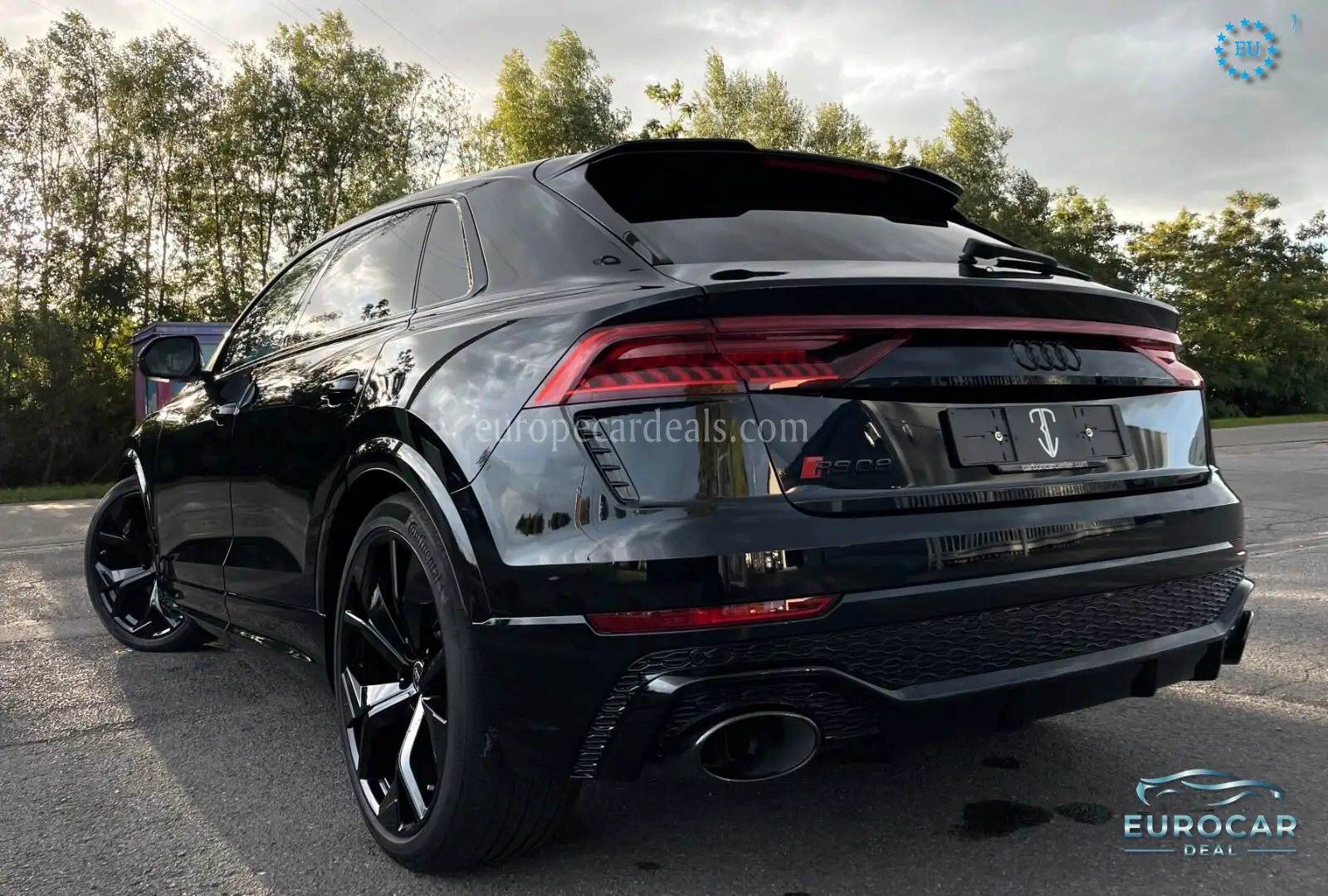 Audi RSQ8