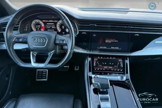 Audi SQ8