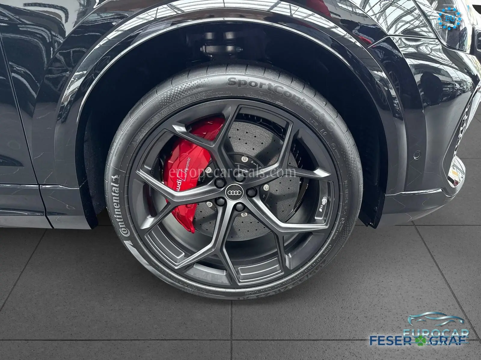 Audi RSQ8
