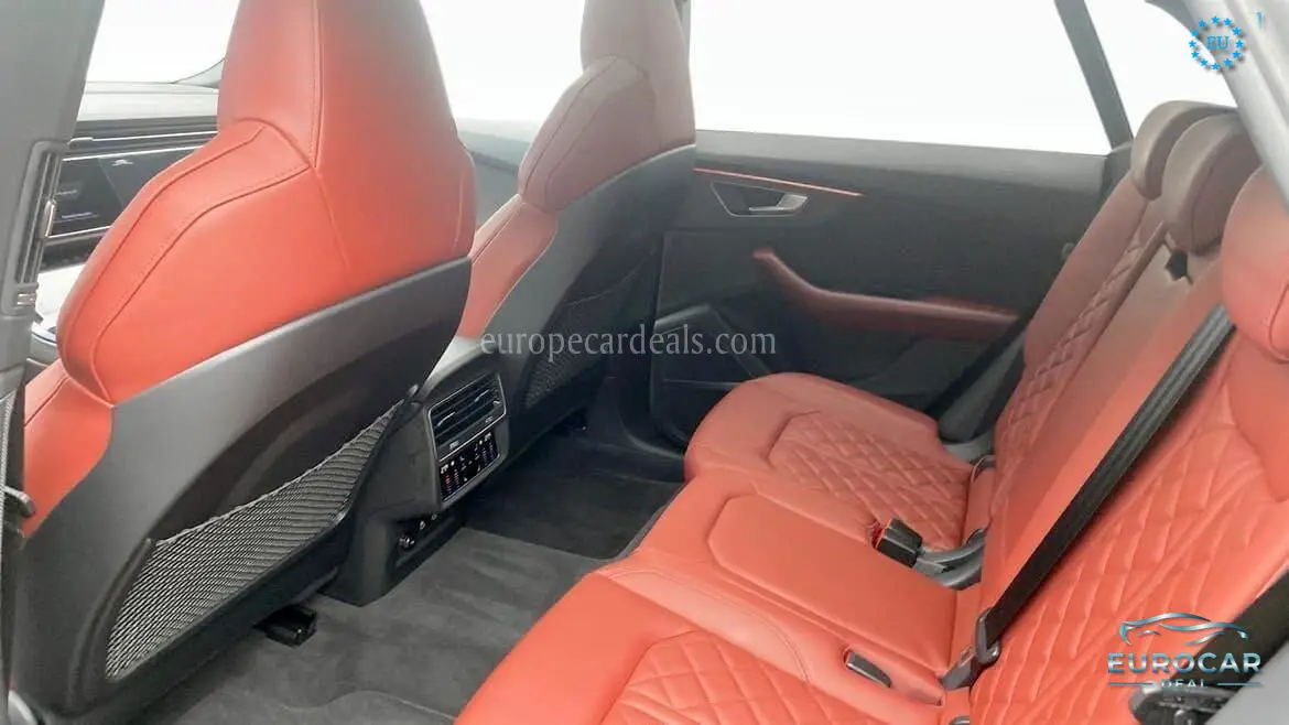 Audi SQ8