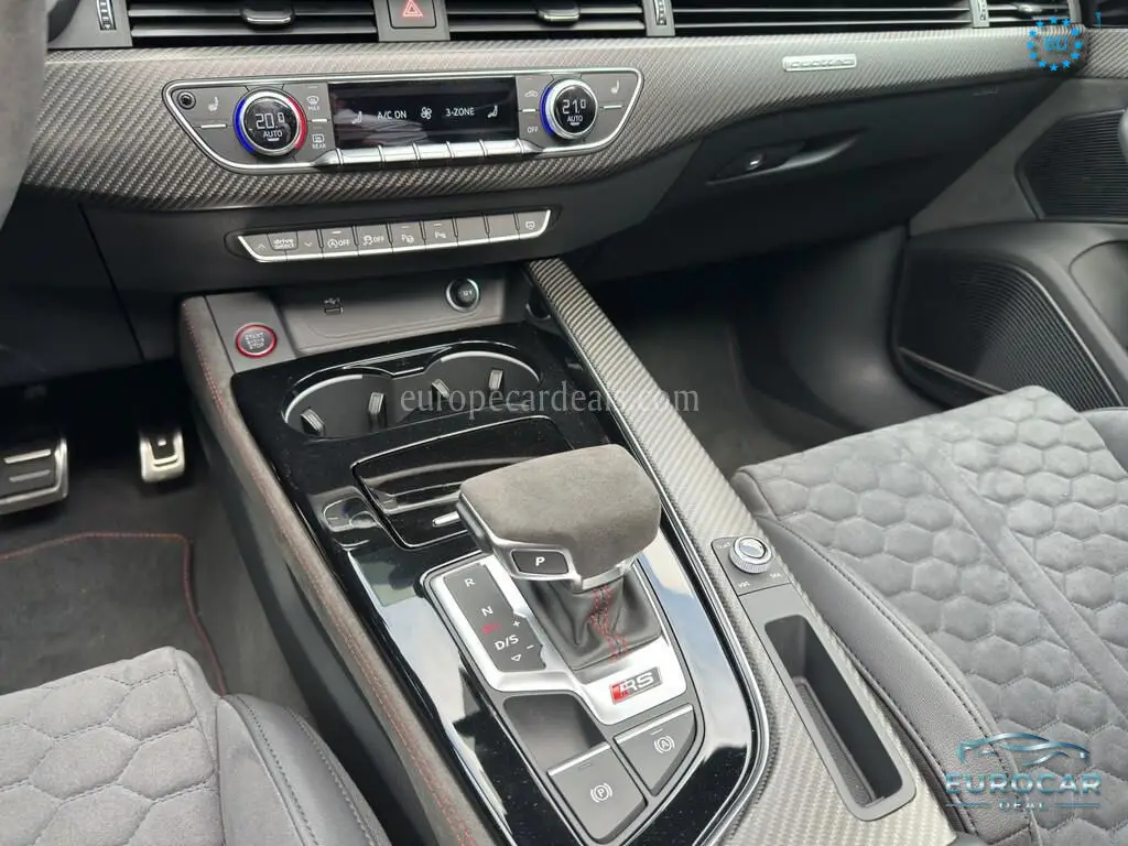 Audi RS4