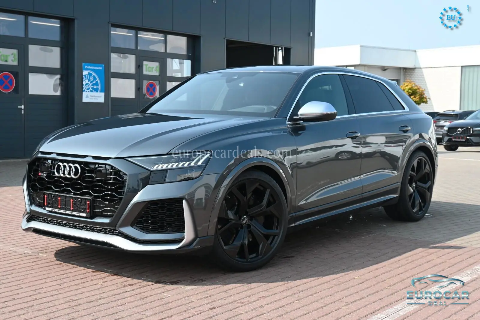 Audi RSQ8