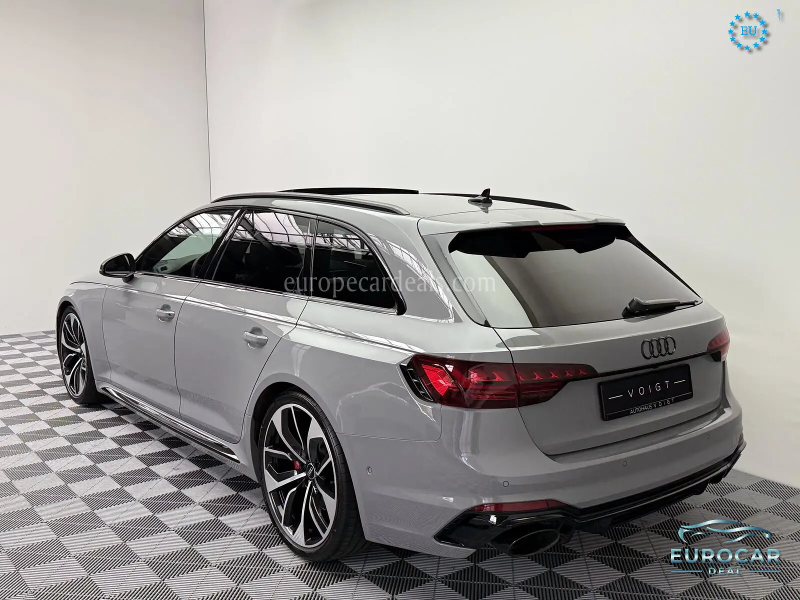 Audi RS4