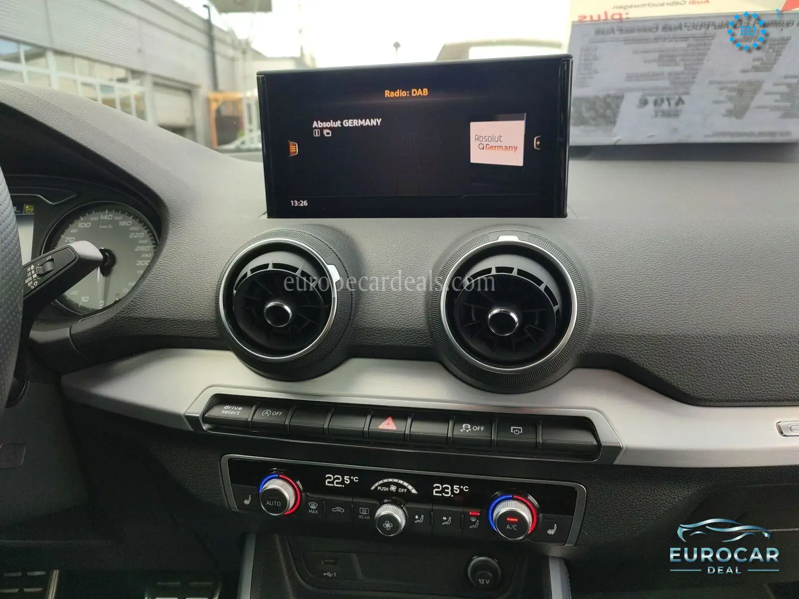 Audi SQ2