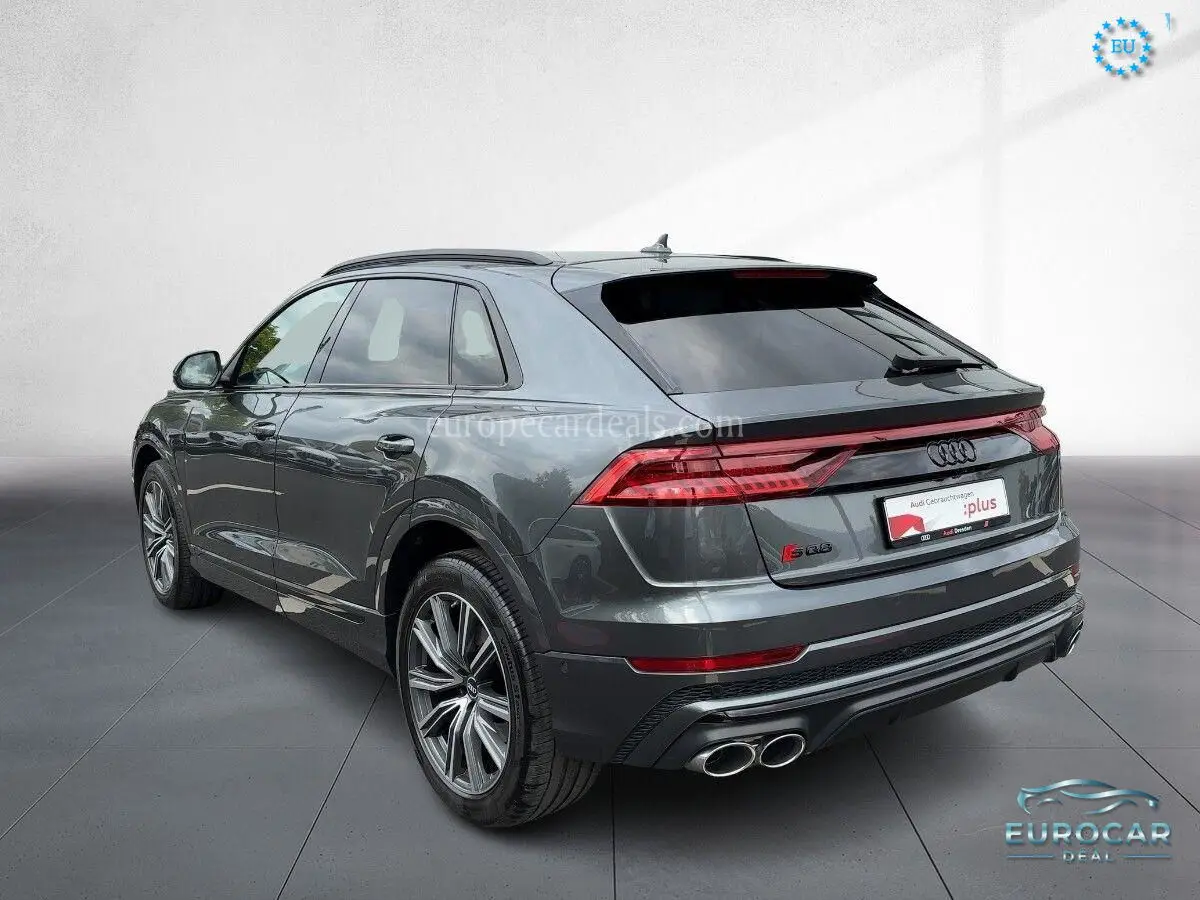 Audi SQ8