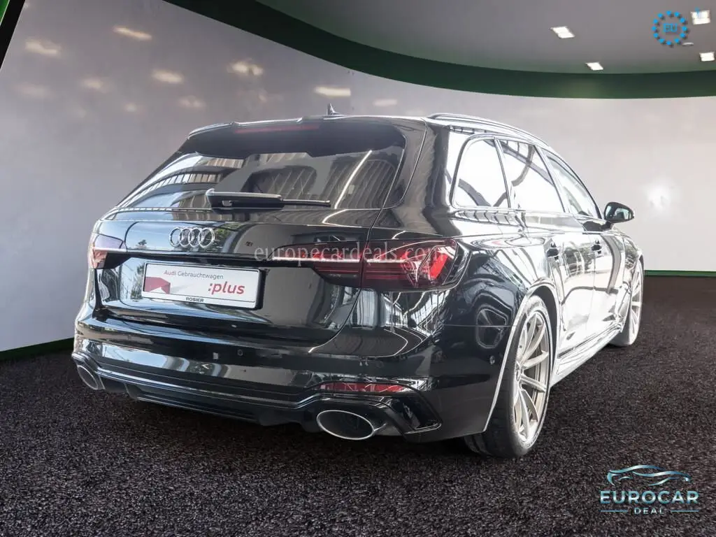 Audi RS4