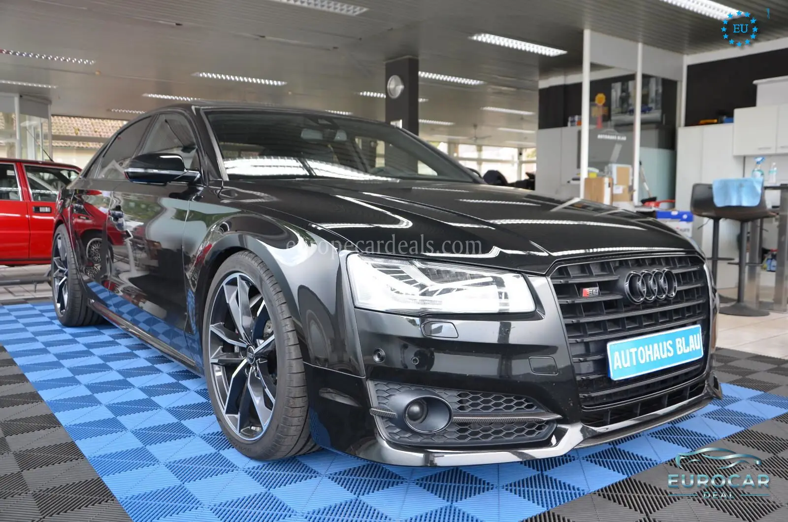 Audi S8
