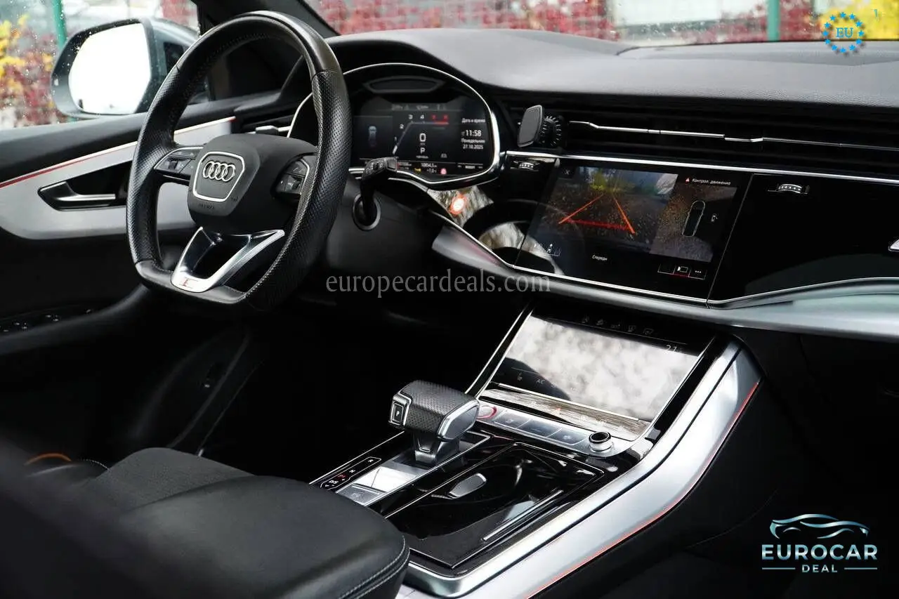 Audi SQ8