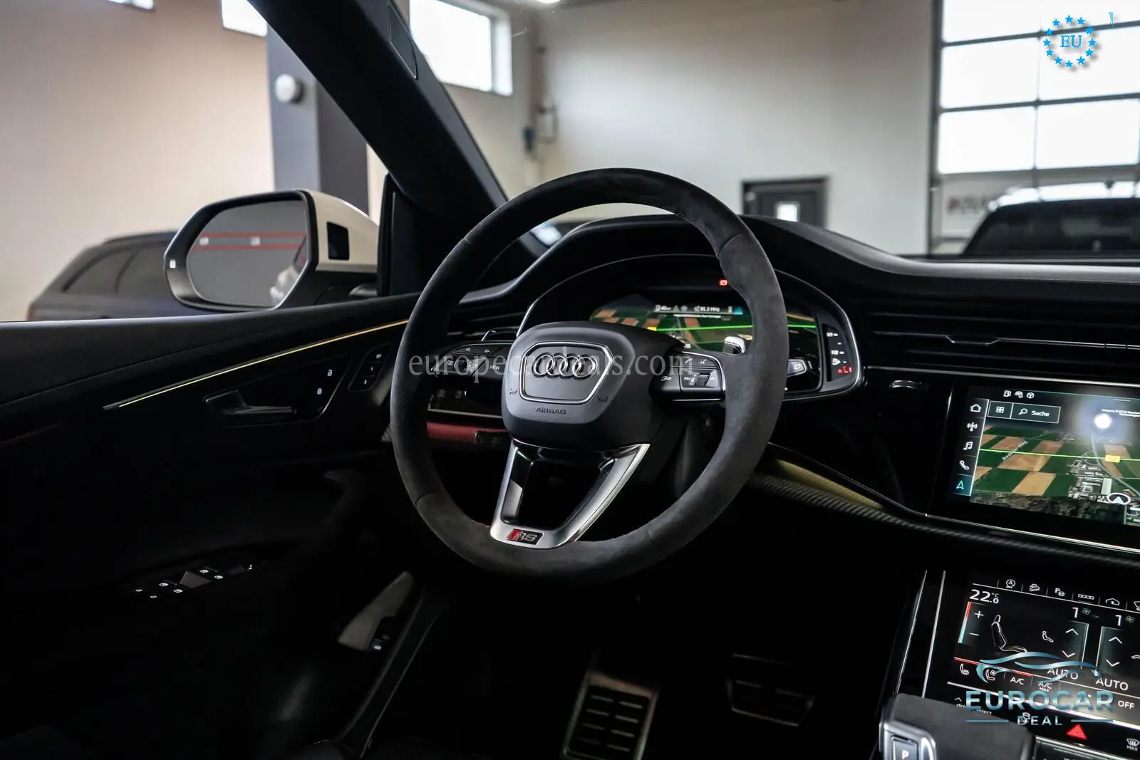 Audi RSQ8