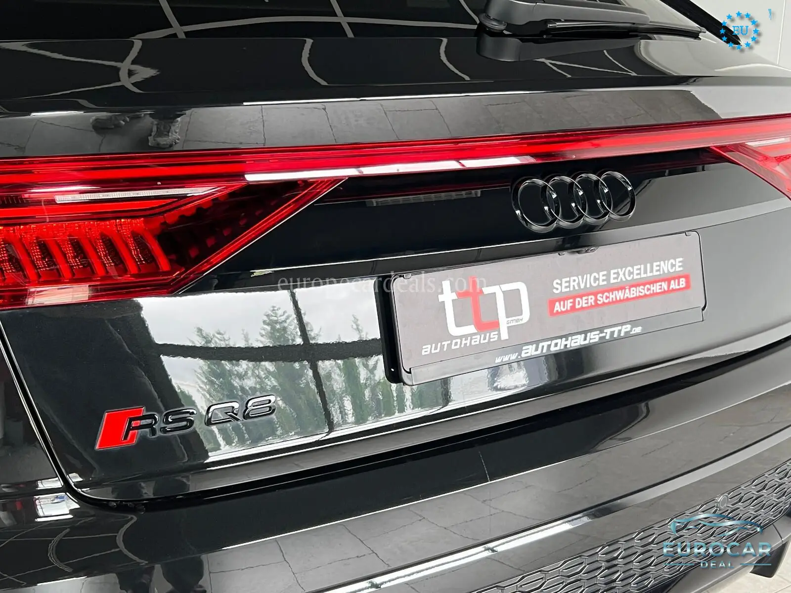 Audi RSQ8