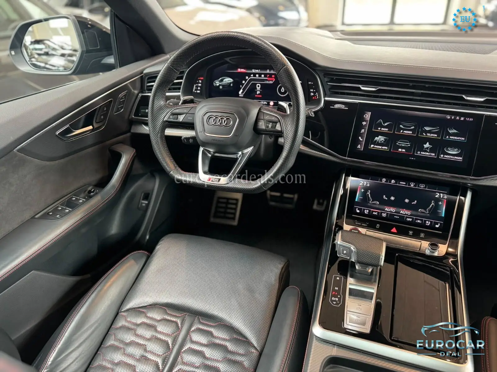Audi RSQ8