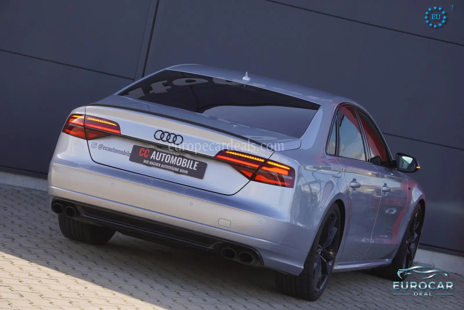 Audi S8