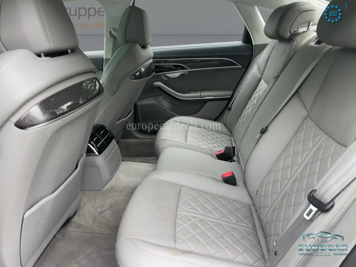 Audi S8