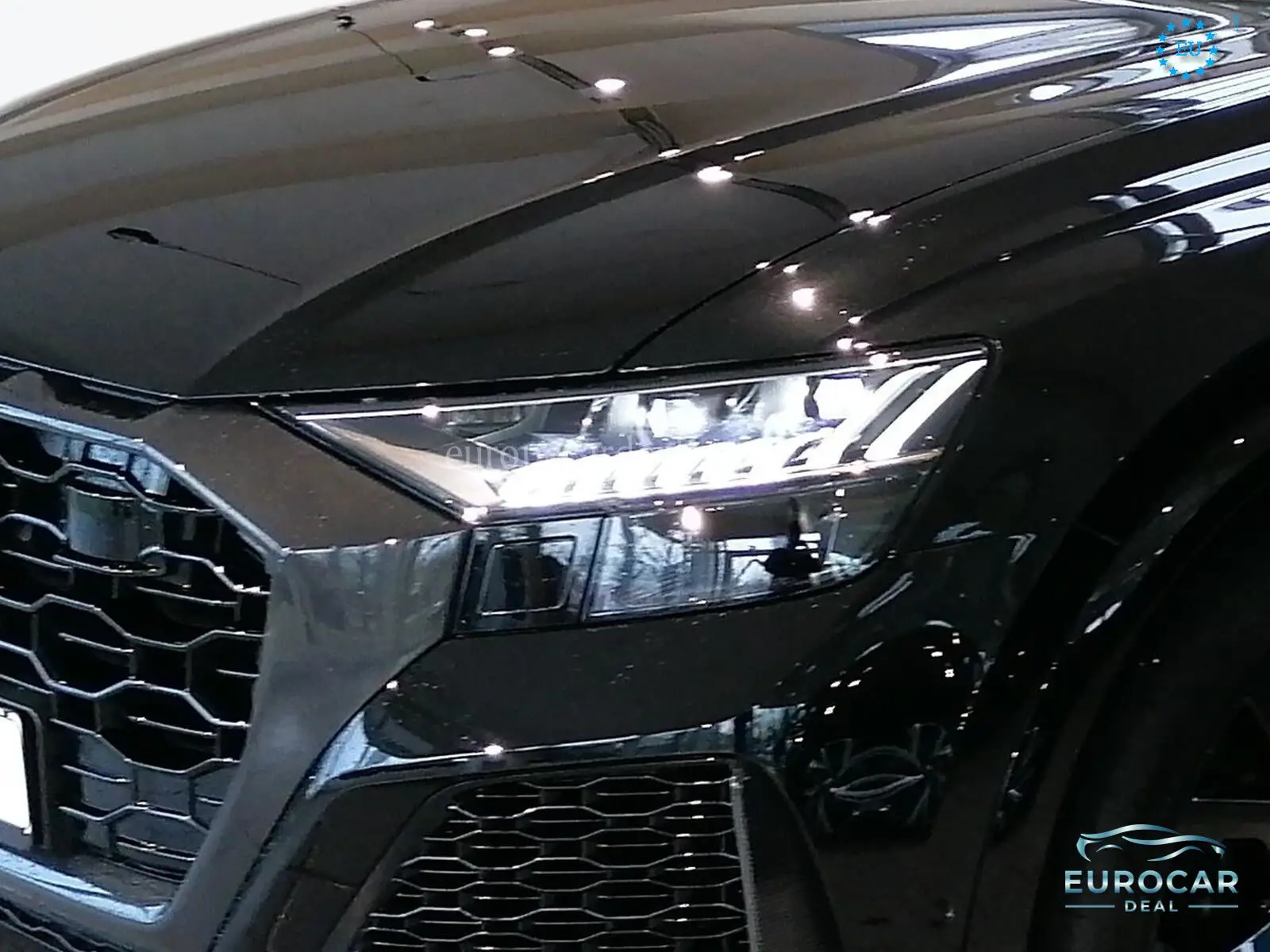 Audi RSQ8