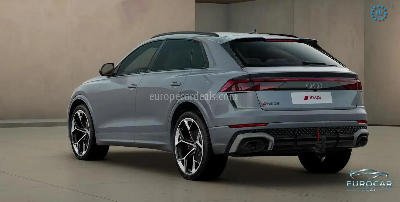 Audi RSQ8