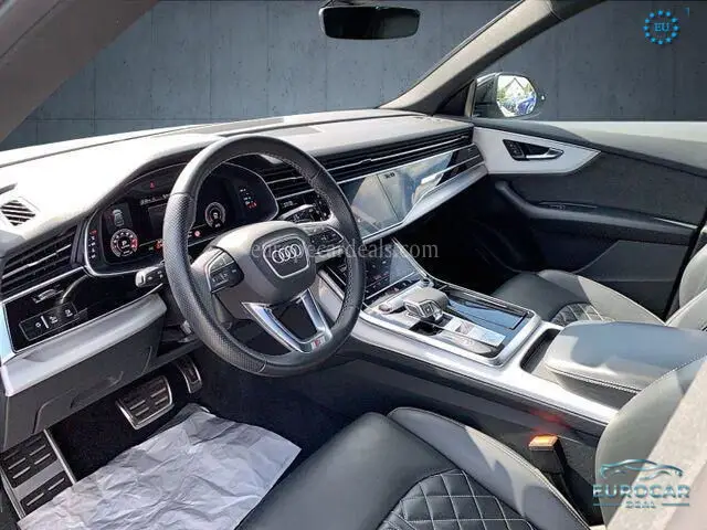 Audi SQ8
