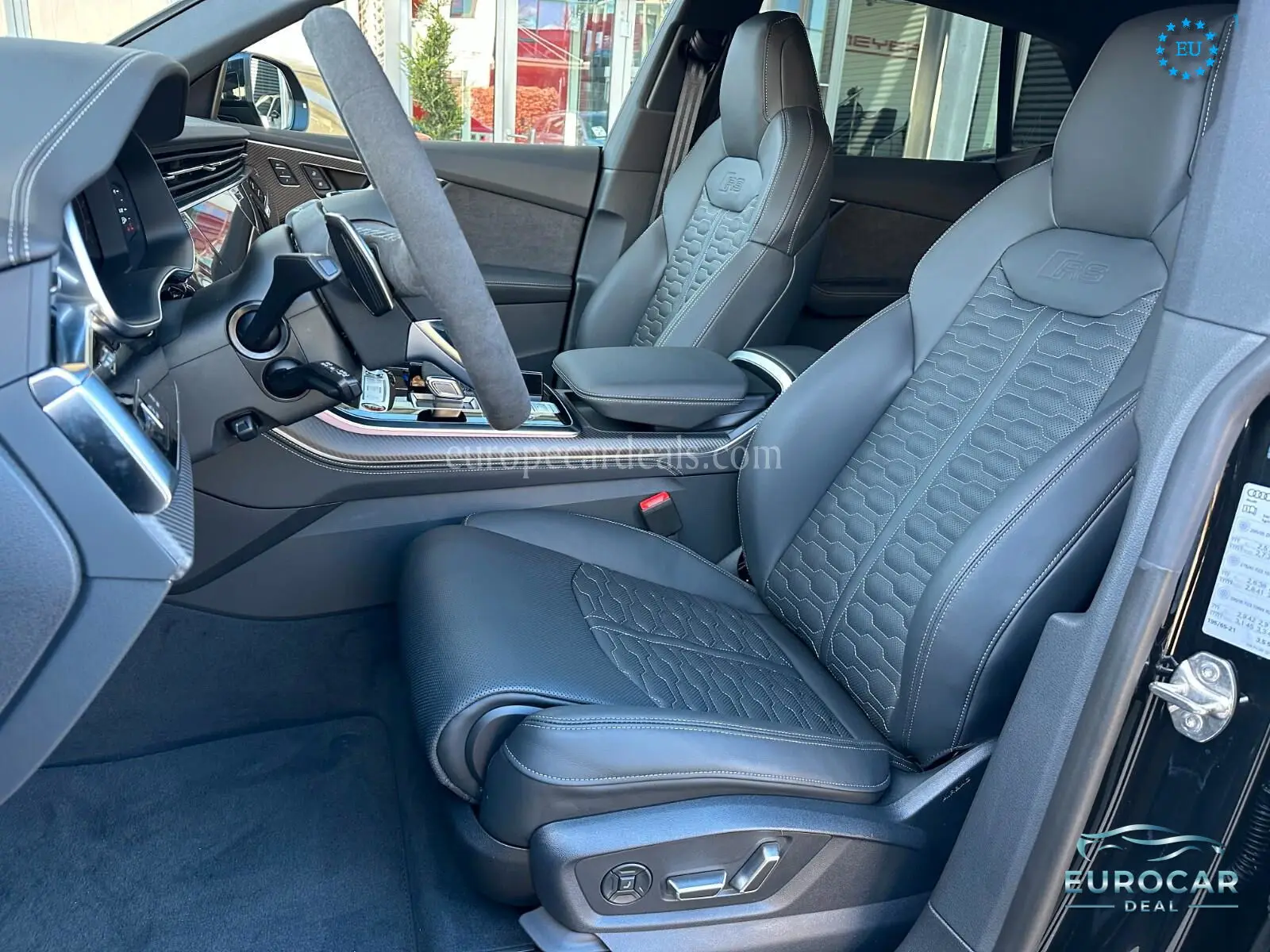 Audi RSQ8