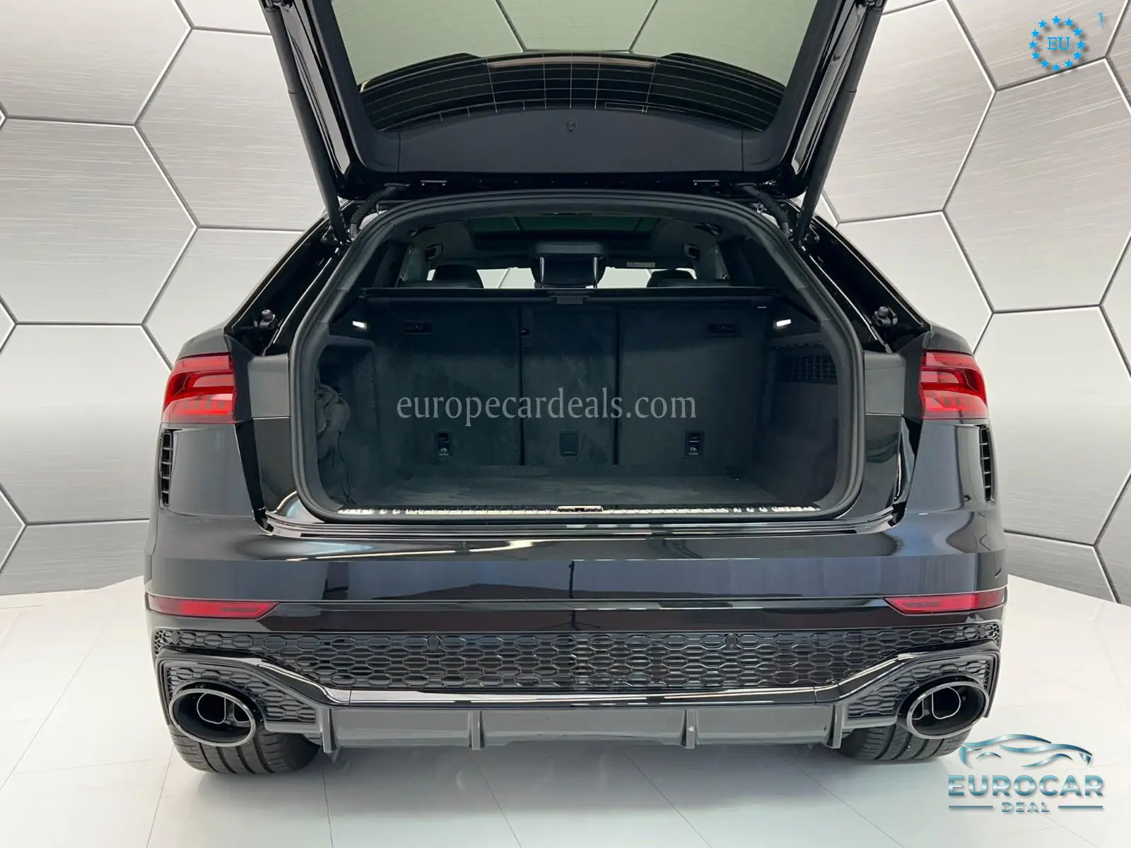 Audi RSQ8
