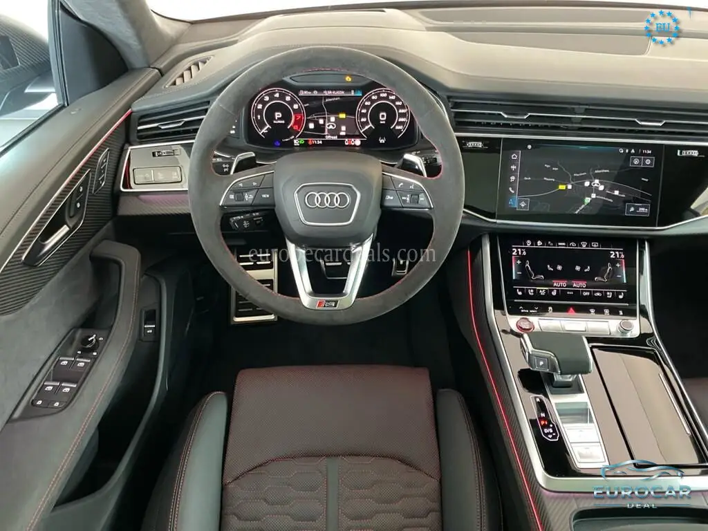 Audi RSQ8