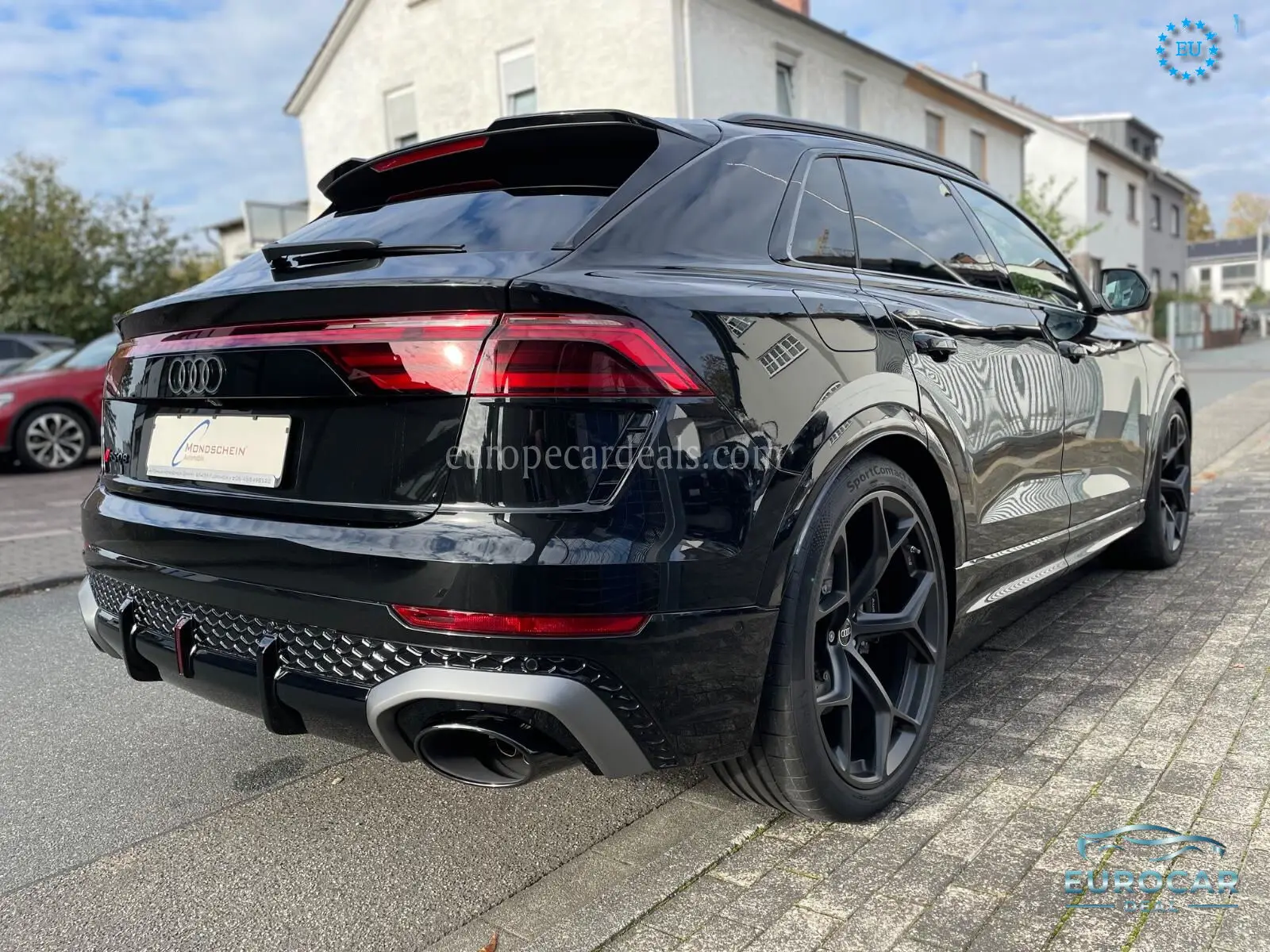Audi RSQ8