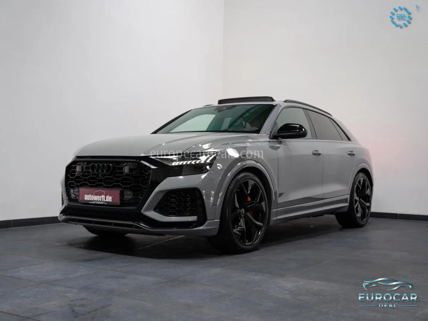 Audi RSQ8