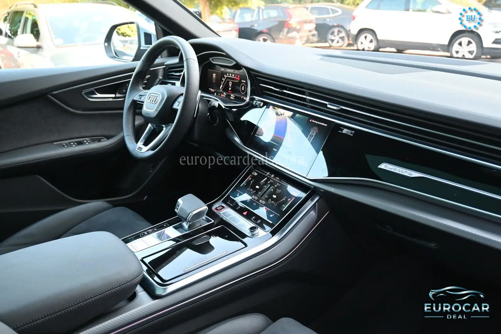 Audi RSQ8
