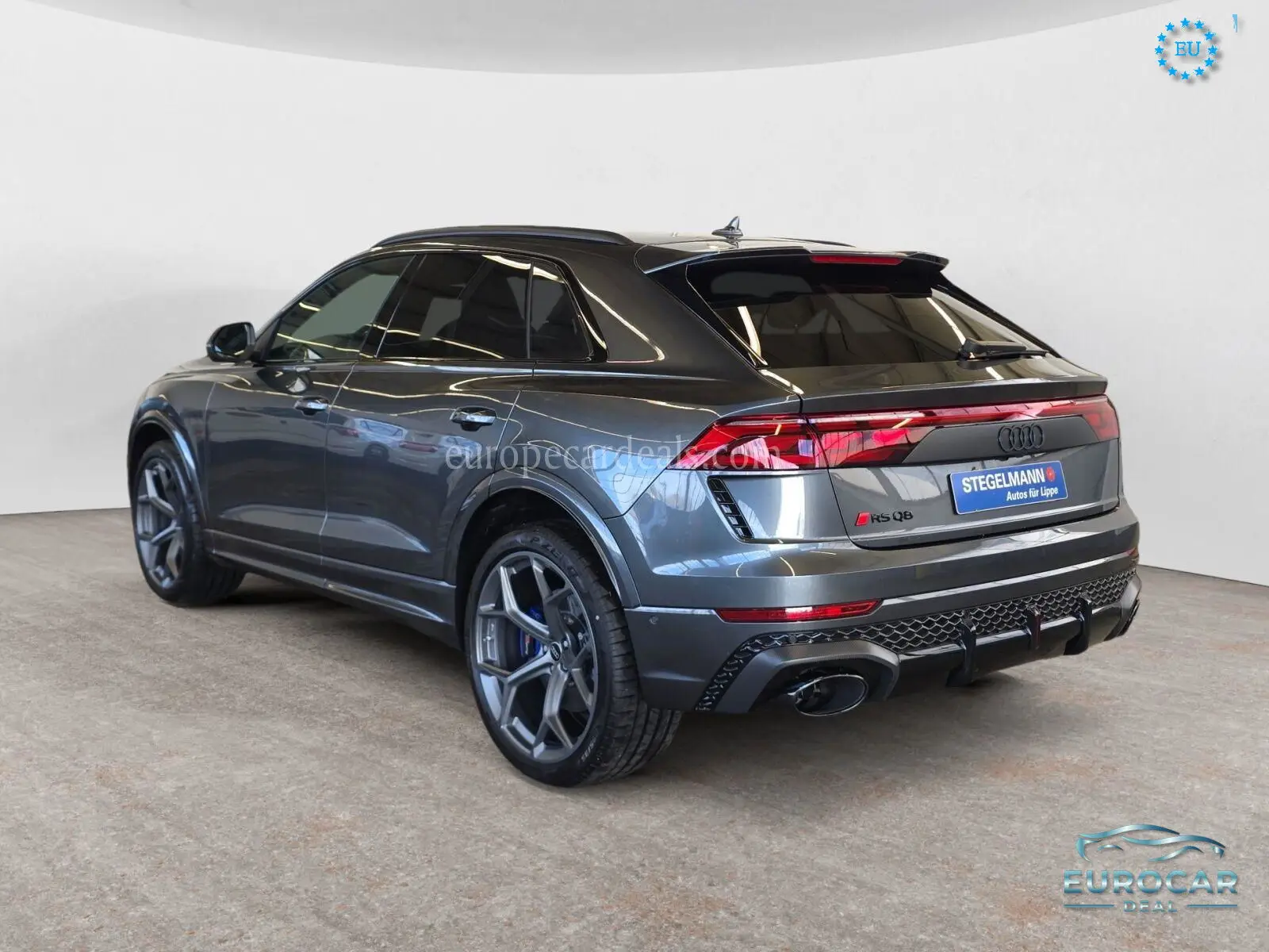 Audi RSQ8