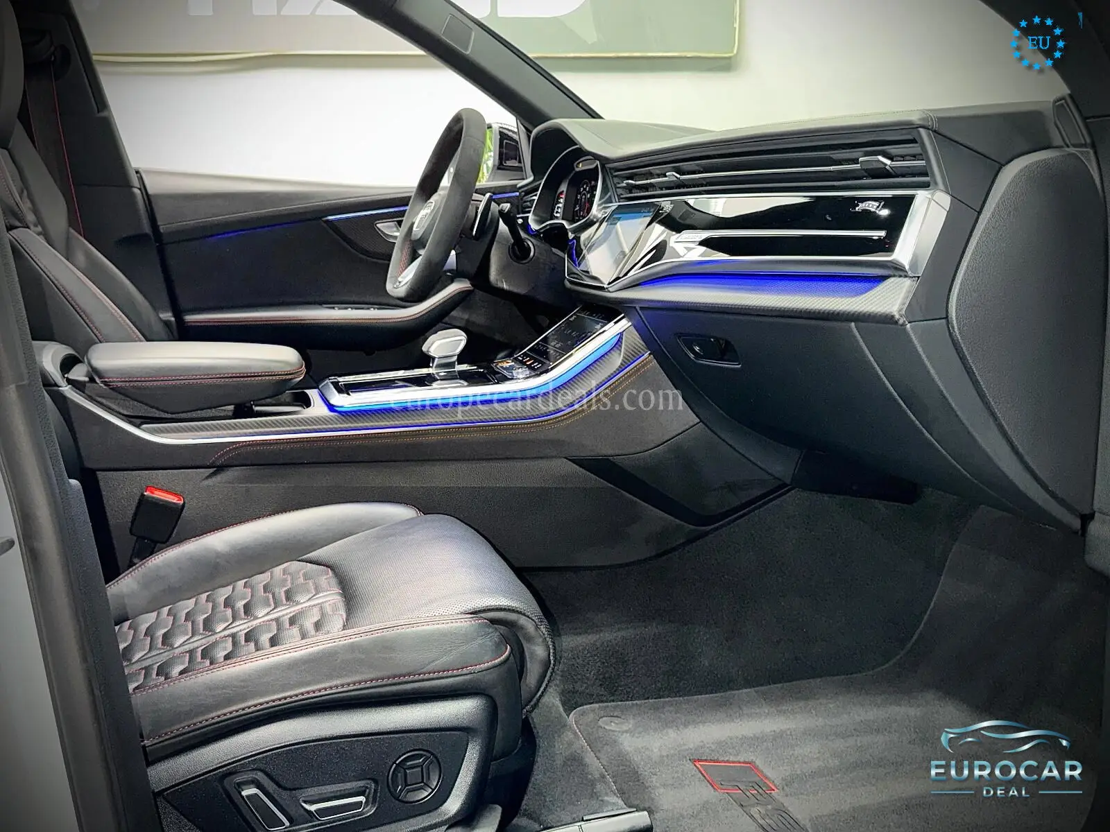 Audi RSQ8