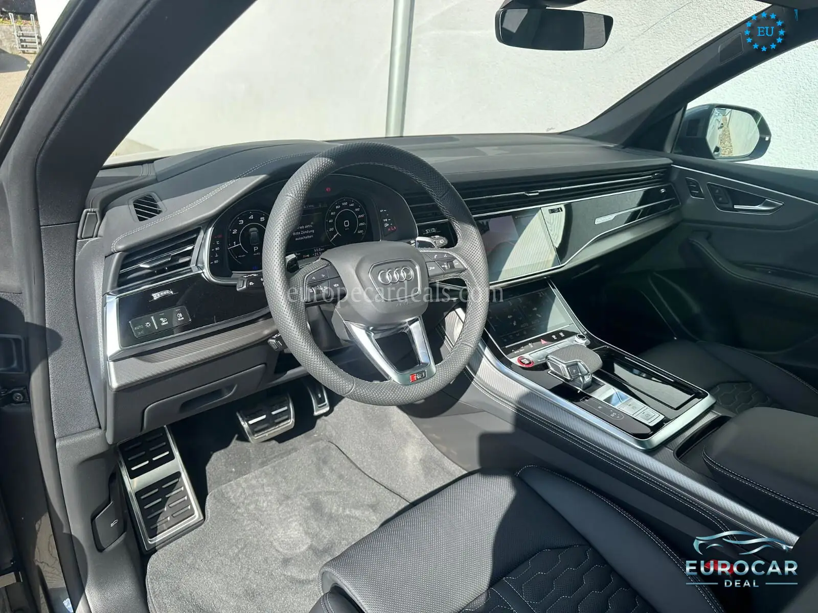 Audi RSQ8