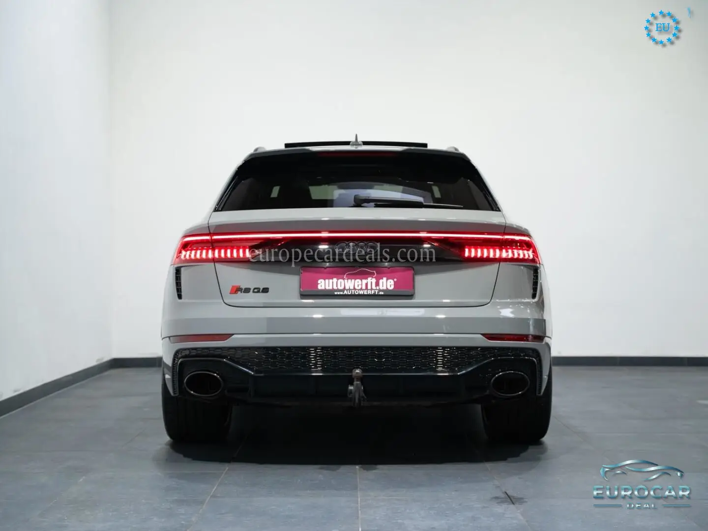Audi RSQ8