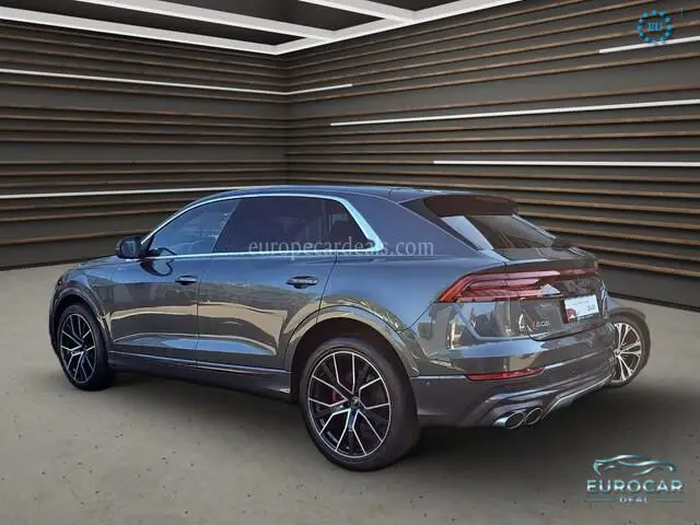 Audi SQ8