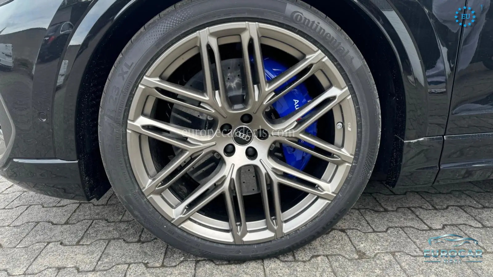 Audi RSQ8