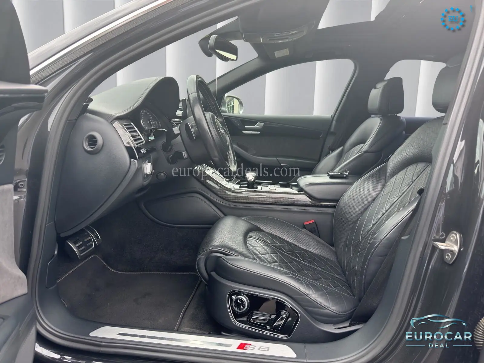 Audi S8