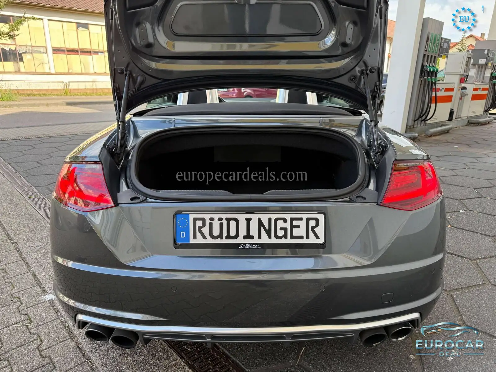 Audi TTS