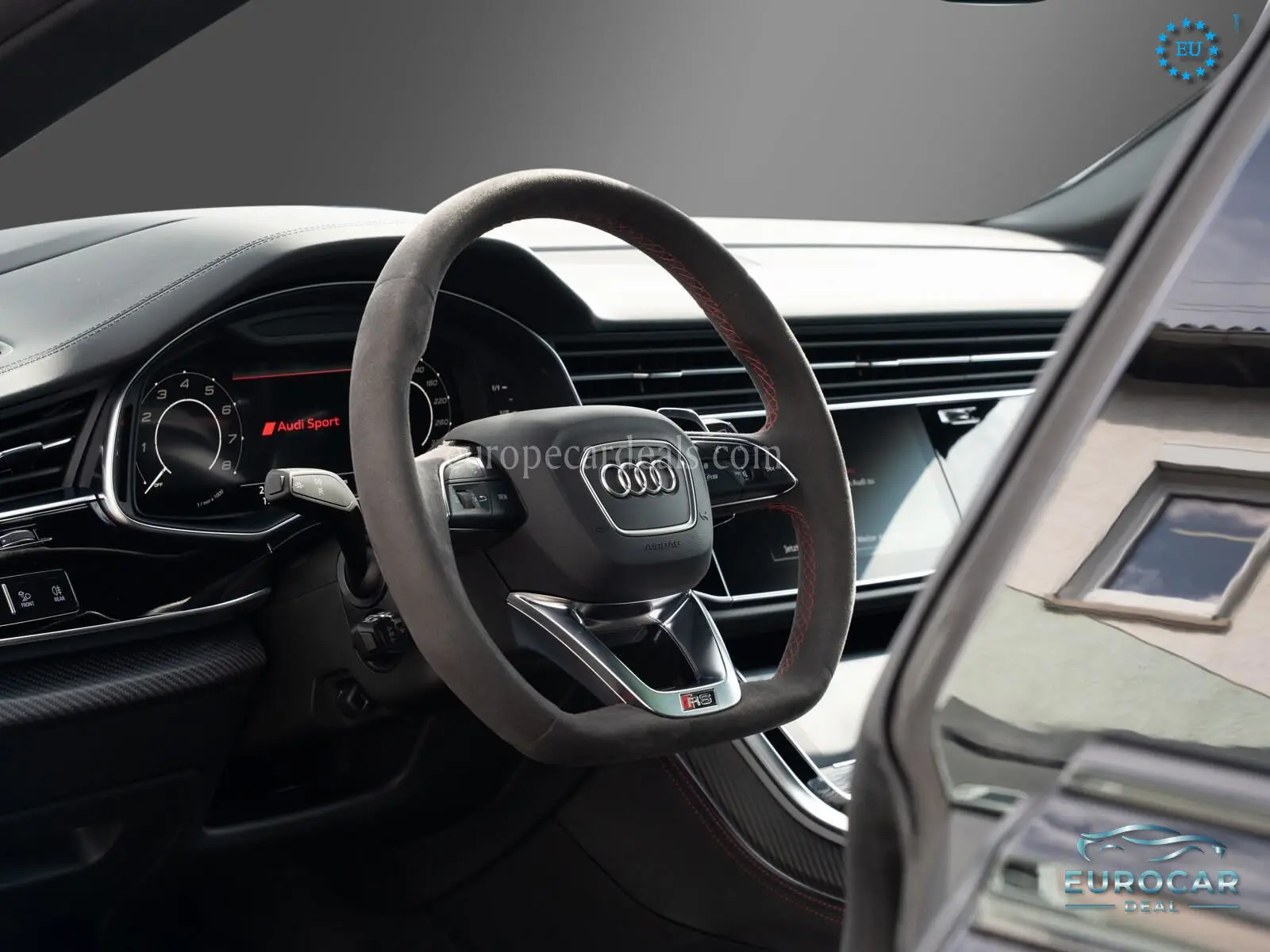 Audi RSQ8