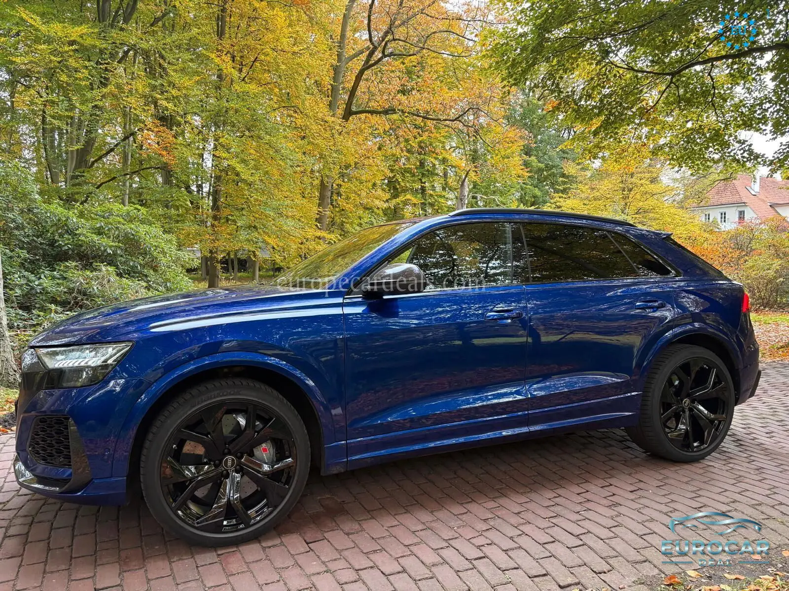 Audi RSQ8